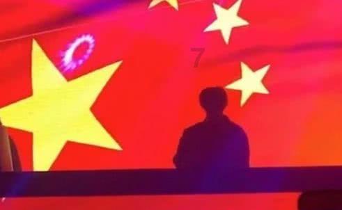 卑鄙的小妖精